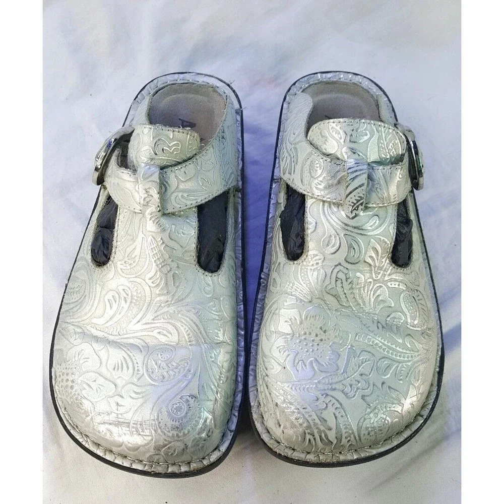 Algeria Women's Silver Creme Leather Mule Clogs  Shoes Size 36/5.5-6 US, - Picture 3 of 7